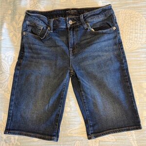 Lucky Brand Women’s Dark Blue Denim Shorts. Preloved in good condition